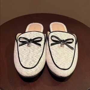 Nautica Cream and Black Mules with Contrast Stitching